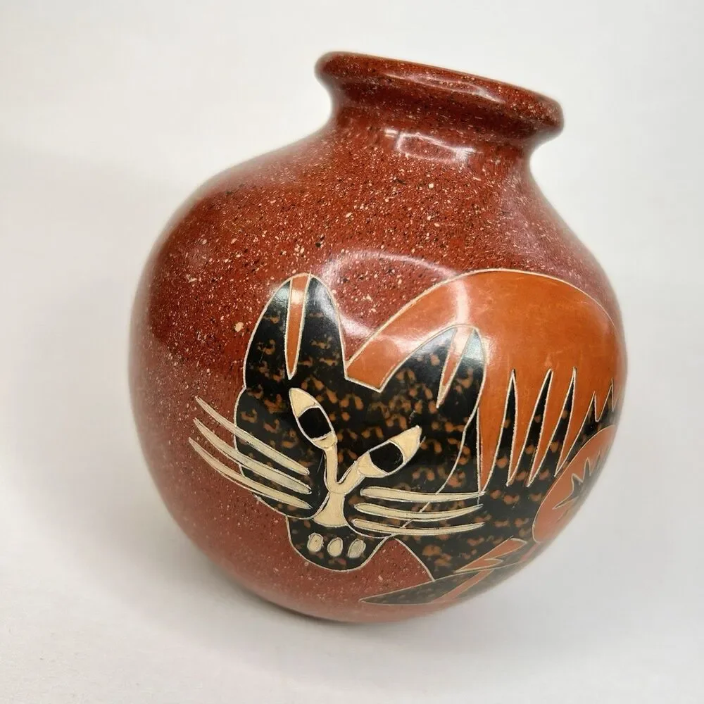 *Signed* Handmade Juan Paulino Martinez Pottery Vase Painted Cat In Nicaragua
